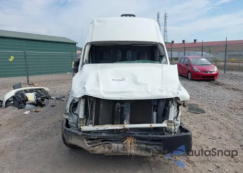 2013 Nissan Nv Cargo Nv2500 Hd S V6 z USA, uszkodzony, nr VIN 1N6BF0LX7DN108735